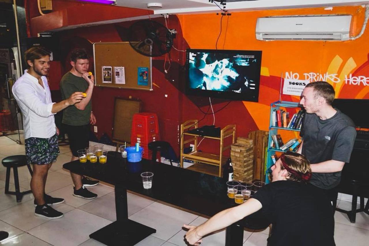 Hangout Hostel Hcm (Adults Only) Хошимин Екстериор снимка