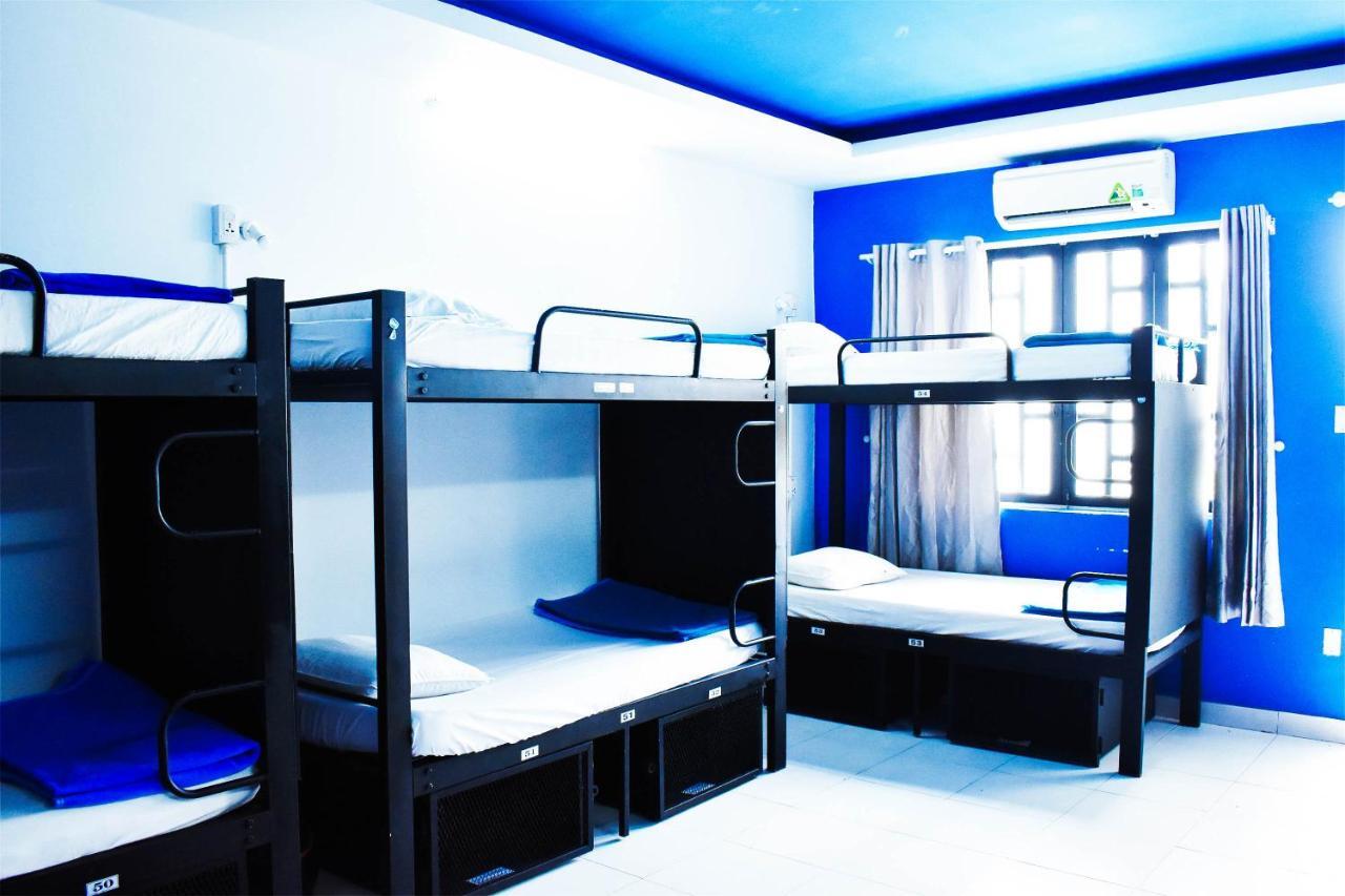 Hangout Hostel Hcm (Adults Only) Хошимин Екстериор снимка